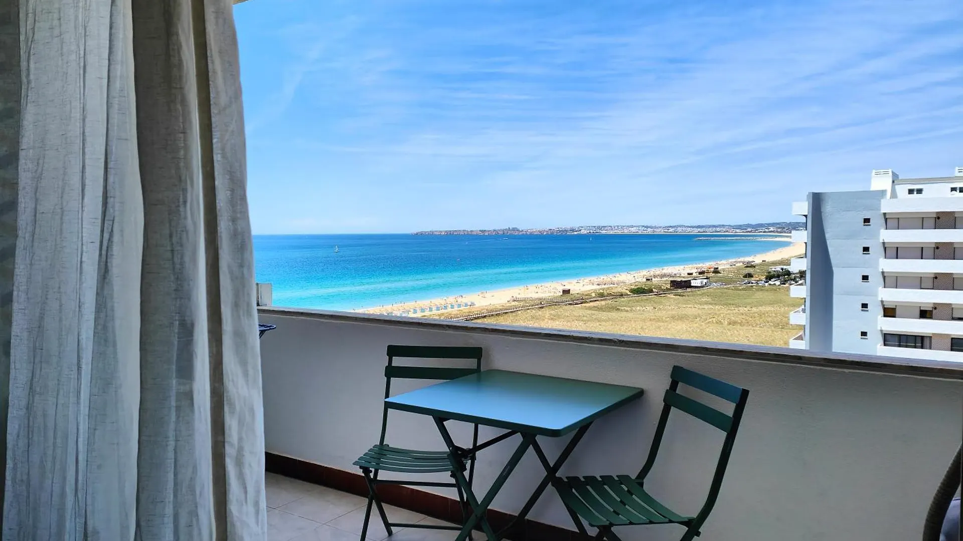 דירה אלבור Penthouse Studio Sea View